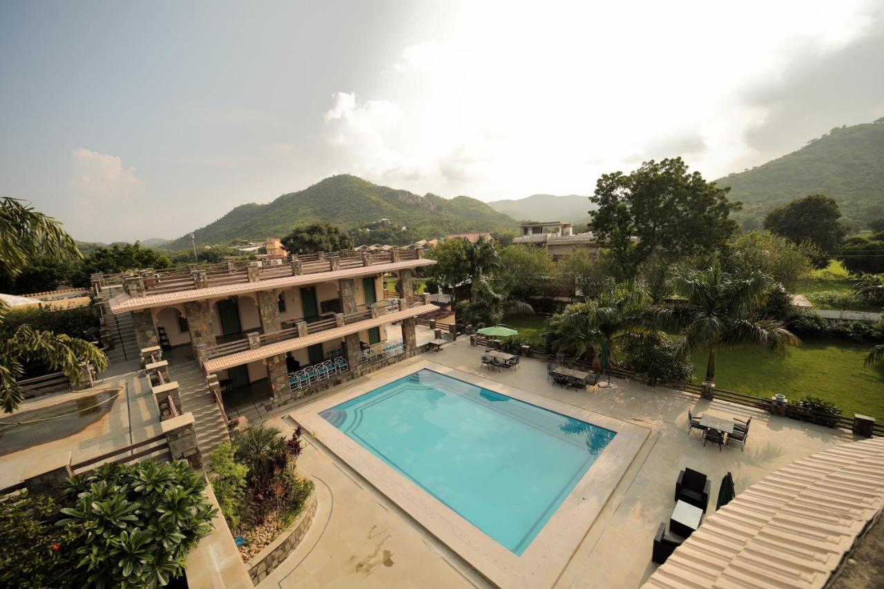 Vaché Farm Stay Udaipur Extérieur photo