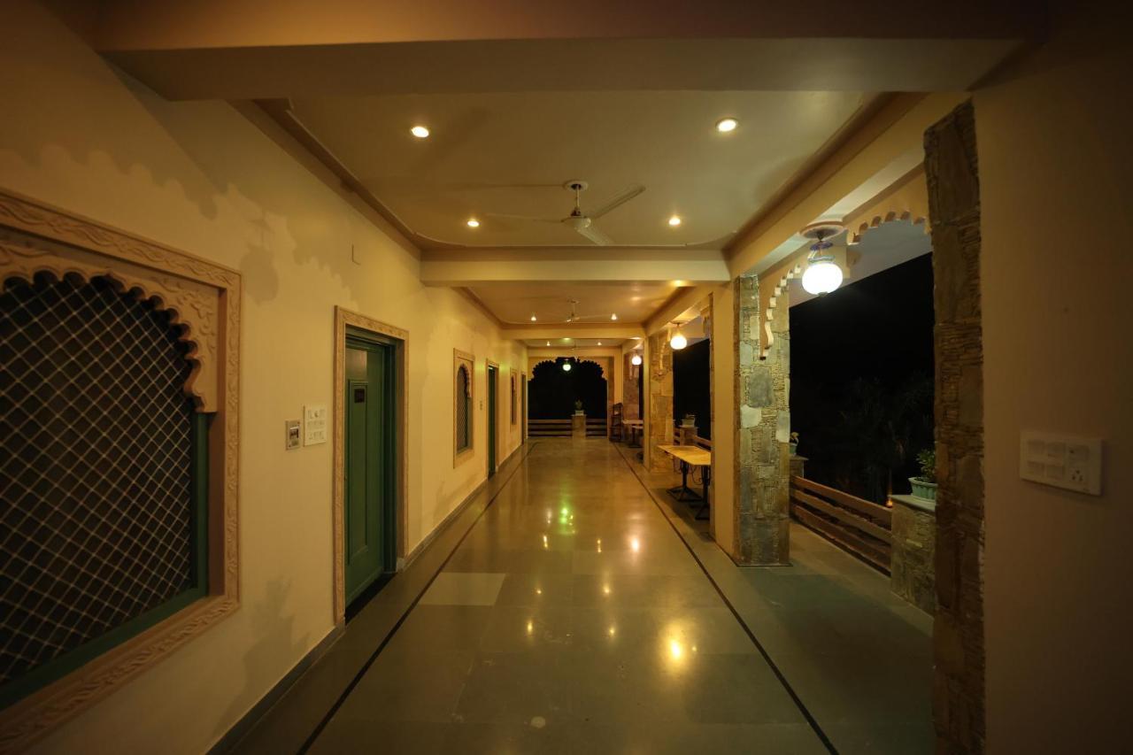 Vaché Farm Stay Udaipur Extérieur photo