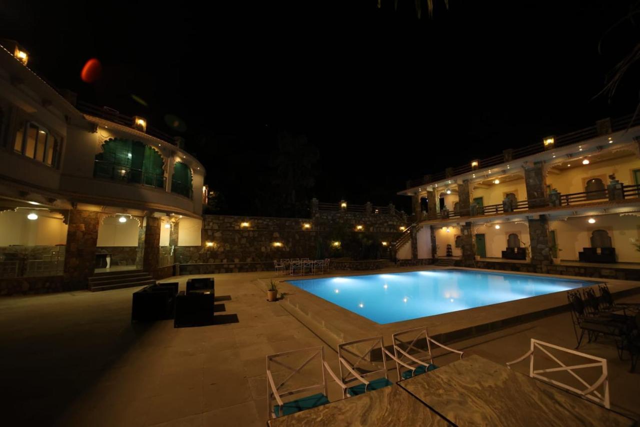 Vaché Farm Stay Udaipur Extérieur photo